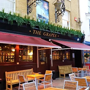 Herberg The Grapes Pub, Southampton